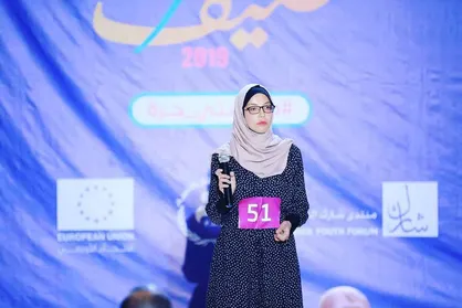 این دختر فلسطینی با مجسمه&zwnj;های شنی حرف می&zwnj;زند + تصاویر