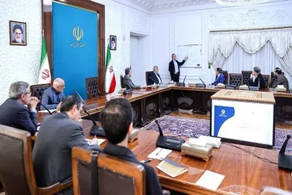 پزشکیان: پزشک خانواده و نظام ارجاع برای افزایش رضایت مردم اجرا می&zwnj;شود