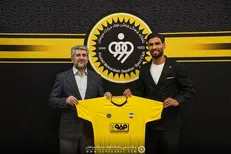 علیاری رسماً به سپاهان پیوست