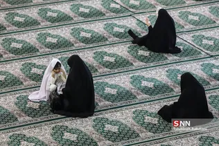 جزء خوانی قرآن کریم در حرم حضرت عبدالعظیم(ع)