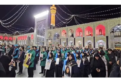 قرائت دسته&zwnj;جمعی دعای توسل به نیابت از رهبر شهید انقلاب و شهدای جنگ تحمیلی سوم در حرم مطهر رضوی