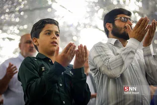 نماز عید قربان در حرم مطهر رضوی 