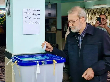 علی لاریجانی رای خود را به صندوق انداخت