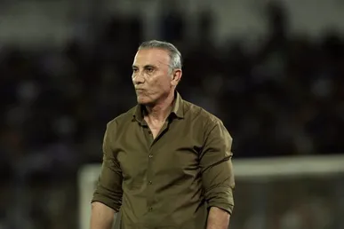 حمید درخشان: صعود ایران از گروه کار سختی است/ هیچ تیمی را نباید دست کم گرفت؛ همه آماده‌اند + فیلم
