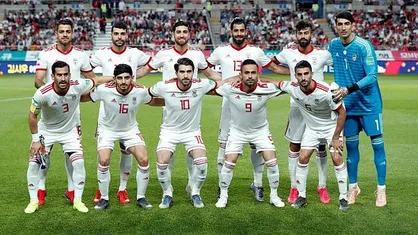 فرانسوی&zwnj;ها اطراف نیمکت تیم ملی فوتبال ایران+عکس