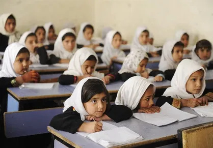 یونیسف: دختران افغانستانی باید از حق آموزش برخوردار باشند