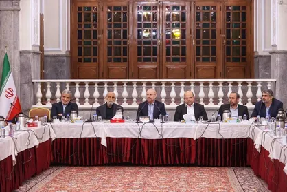 نشست جمعی از مدیران رسانه&zwnj;های کشور با قالیباف برگزار شد