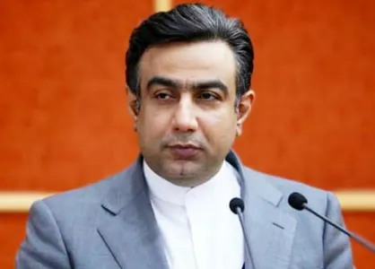 فاروقی: حفظ معافیت&zwnj;های گمرکی ماشین&zwnj;آلات خطوط تولید ضروری است