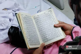 
جشن روز پدر در بخش ویژه کرونا بیمارستان بقیه الله (عج)