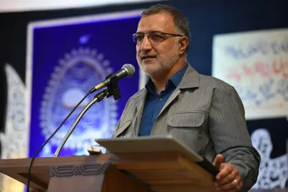 نیازمند یک انقلاب بزرگ در سازندگی هستیم/ خودباختگی نسبت به غرب، خواب آلودگی نیروهای خودی و قدرت پرستی نخبگان بزرگترین مشکلات کشور است