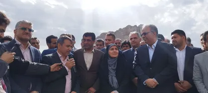 وزیر راه و شهرسازی از پروژه&zwnj;های مسکن نهضت ملی در سراوان بازدید کرد