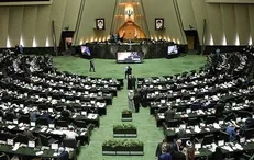 ۱۳۰ نماینده مجلس خواستار احضار سفیر فرانسه شدند