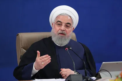 روحانی: دولت با نگرش واقع&zwnj;بینانه برای حل مشکلات کشور تلاش می&zwnj;کند / از پیشنهادات دلسوزان استقبال می&zwnj;کنیم