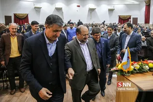 تجلیل از علم و صنعت 