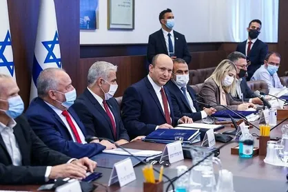 دولت &laquo;نفتالی بنت&raquo; ضعیف و ناتوان است