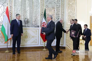 دیدار ظریف با وزیر امور خارجه تاجیکستان