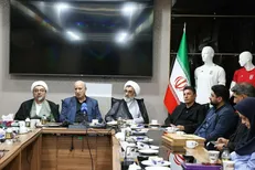 بازدید دبیر شورای عالی انقلاب فرهنگی از فدراسیون‌های فوتبال، قایقرانی و دوچرخه‌سواری