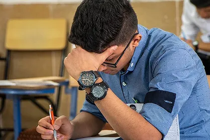 آموزش و پرورش، دانش آموزان را ناچار کرده به دانشگاه بروند