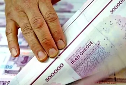 برای اولین بار حجم نقدینگی وارد دامنه ۳۰۰۰ هزار میلیارد تومان شد