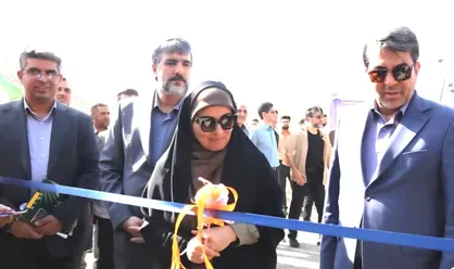 وزیر راه پروژه تکمیل تقاطع دهبکری بم را افتتاح کرد