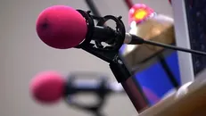 توقف پخش یک رسانه انگلیسی حامی رژیم صهیونیستی