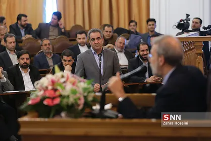 نشست خبری رئیس مجلس شورای اسلامی