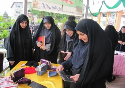 بازارچه کارآفرینی دانشجویی &laquo;چرتکه&raquo; در دانشگاه شیراز برپا شد