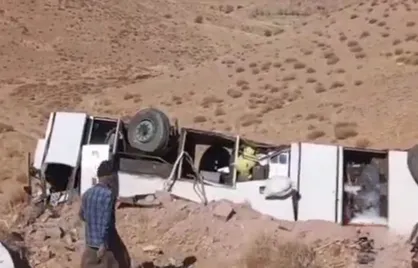 واژگونی اتوبوس در گردنه نوقند خراسان جنوبی ۴ کشته برجای گذاشت / مصدومان این حادثه با بالگرد اورژانس به مراکز درمانی منتقل شدند