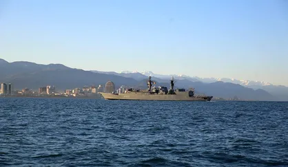 دو ناو ناتو در بندر باتومی گرجستان پهلو گرفت