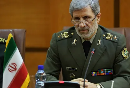 امیر حاتمی: تردیدی در افول قدرت نرم و سخت آمریکا در جهان نیست/ استعمارگران سابق بار دیگر هوس بازگشت به منطقه را در سر دارند