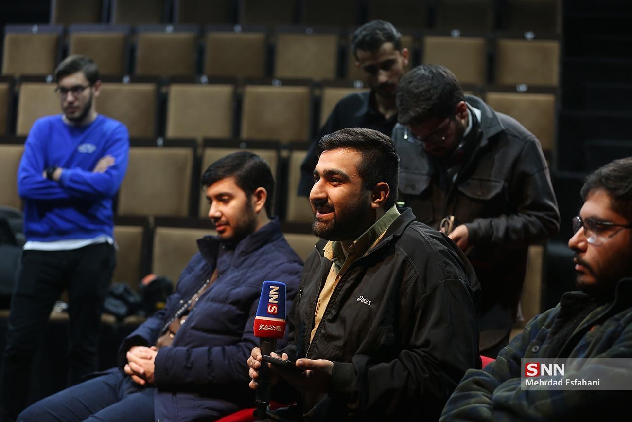 میزگرد با حضور کواکبیان