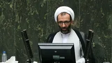 سلیمی: تا لازم الاجرا شدن قانون فعلی حجاب و عفاف، قانون قبلی به قوت خود باقیست/ مسئولین از خود رفع تکلیف نکنند+فیلم