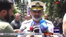 ماجرای نوشتن «مرگ بر شاه» روی پرده سینمای کشتی نیروی دریایی توسط شهید رئیسی