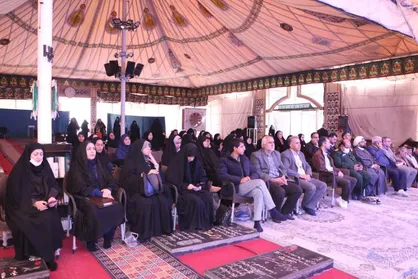 برگزاری گردهمایی مادران شهدای دانشجوی دانشگاه پیام نور سراسر کشور در کرمان