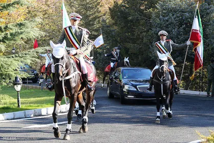 چرا دولت روحانی پرخرج&zwnj;ترین دولت بعد انقلاب است؟/ سهم عمران از بودجه: فقط دو درصد!