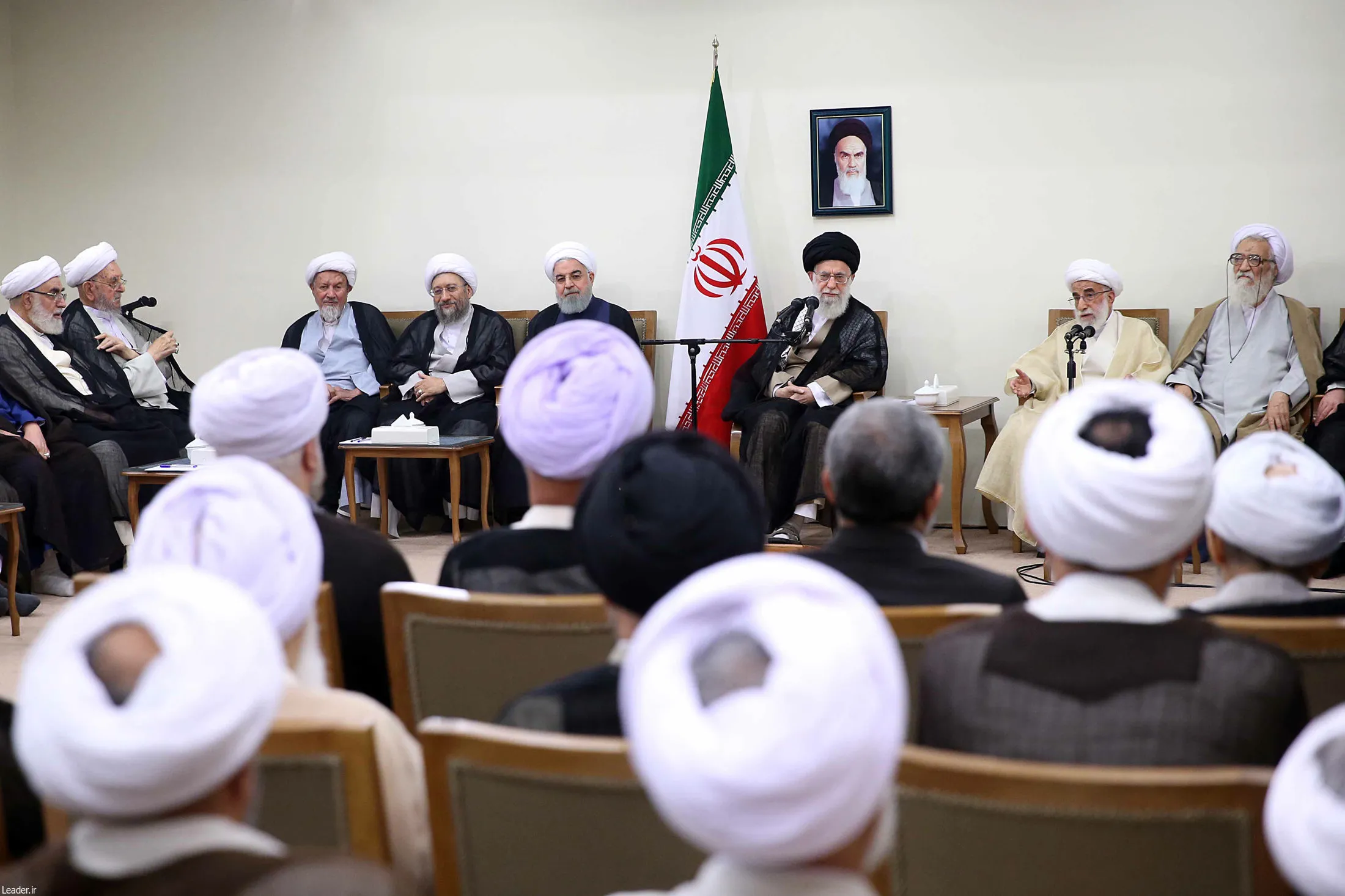 امام خامنه ای