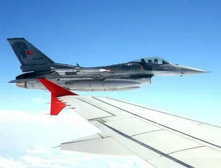 سقوط جنگنده F-16 ترکیه در پرواز آموزشی + فیلم