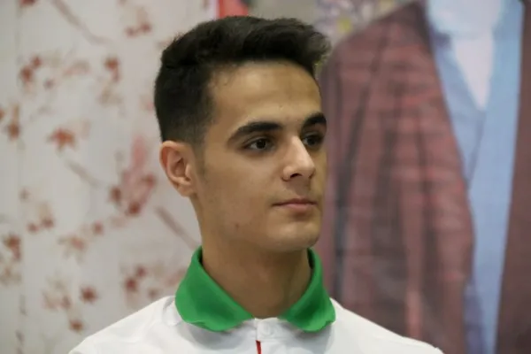 دانشجو