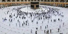 عربستان حج عمره را برای ۳۳ کشور ممنوع کرد
