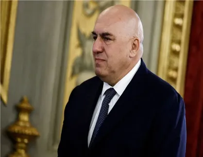 وزیر دفاع ایتالیا: دولت نتانیاهو عقل و انسانیت خود را از دست داده / اسرائیل باید وادار به عقب&zwnj;نشینی شود