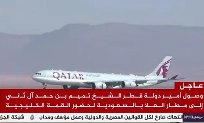 امیر قطر وارد عربستان سعودی شد / بن&zwnj;سلمان شخصاً به استقبال رفت +فیلم