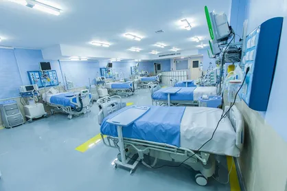 توزیع ۲۴۳۸ تخت ویژه از زمان ابلاغ طرح تحول نظام سلامت/ اختصاص ۲۴۴ تخت به بخش مراقبت&zwnj;های ویژه کودکان