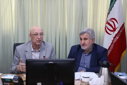 اساتید بسیجی و غیربسیجی برای کمک به ارتقای نظام حکمرانی در صحنه هستند/ برگزاری ۱۷۳ کرسی نقد و نظریه پردازی