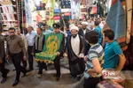 زیر سایه خورشید