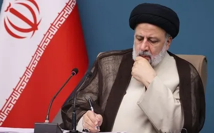 تسلیت رئیس&zwnj;جمهور در پی درگذشت مادر شهید دقایقی
