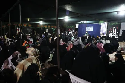 سومین شب از لیالی پرفضیلت قدردر سمنان به روایت تصاویر