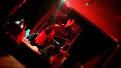 تعزیه جانسوز شهادت حضرت رقیه (س) در مسجد نورالحسین (ع) کرمانشاه برگزار شد