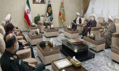 دیدار نماینده ولی فقیه در سپاه با فرمانده کل ارتش + تصاویر