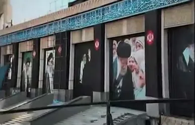 تصاویری از آماده‌سازی محل وداع با پیکر مطهر رهبر شهید انقلاب در مصلی امام خمینی تهران