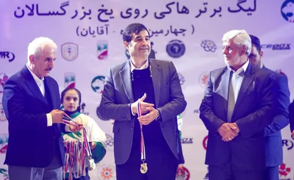 دنیامالی: باید فضا را برای توسعه هاکی روی یخ توسعه دهیم/ امیدوارم فدراسیون فوتبال درباره نامزد&zwnj;ها تجدیدنظر کند